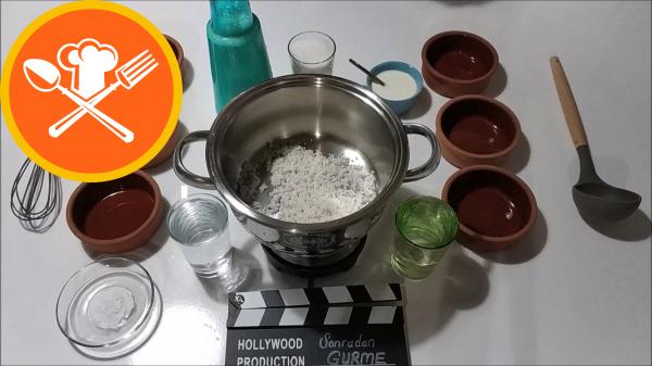 Πώς να φτιάξετε ρυζόγαλο στο φούρνο;  Συνταγή για ρυζόγαλο φούρνου (με βίντεο)