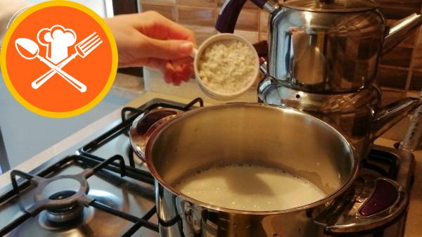 Πρακτική και πολύ ελαφριά συνταγή γλυκού για φλιτζάνι (με βίντεο)